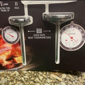 2-piece Thermometer Set 2 Leave-In Taylor Brand New